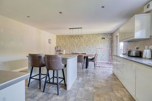 Kitchen/Diner- click for photo gallery